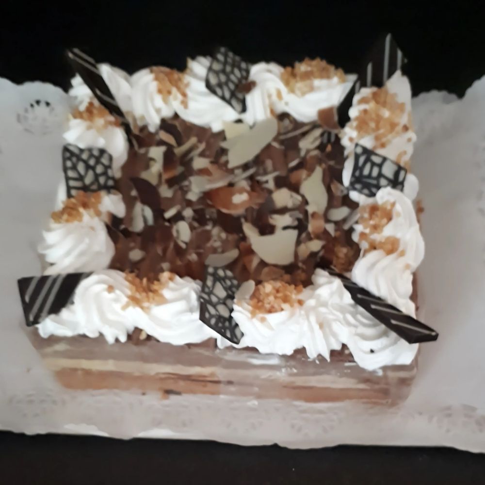 Torta (egyedi megrendelés)