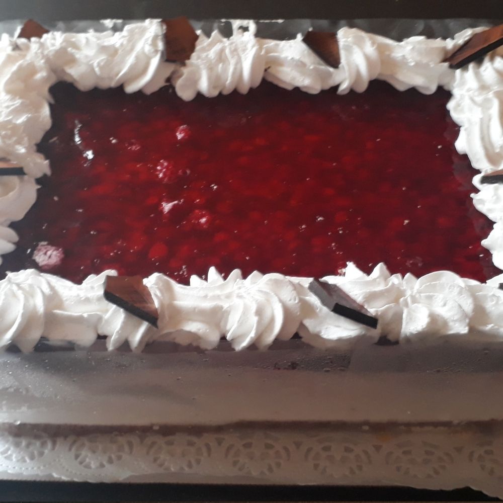 Joghurt málna torta