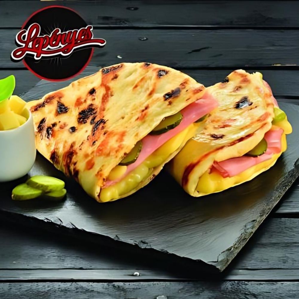 Sonkás sajtos lepény